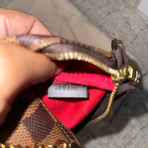Authentic Louis Vuitton Damier Ebene Mini Pouchette - Picture 7 of 8